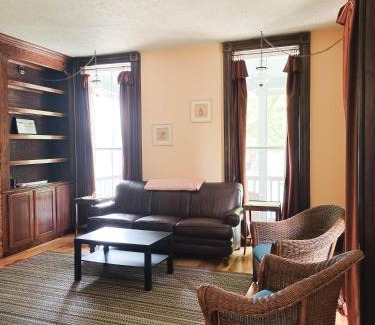 Northside House | Huge 2 Bedroom House in the Heart of Northside!