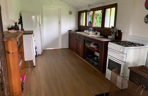 Emu Creek Other | Huge farm house, great for families and gatherings.