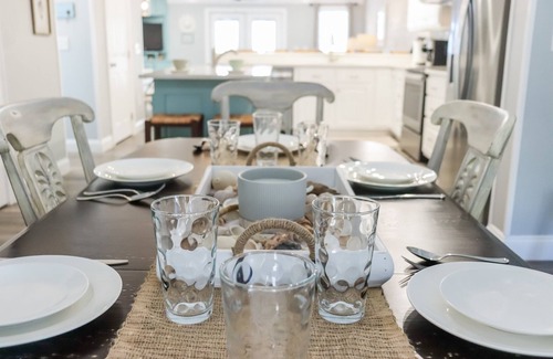 Mexico Beach House | Huge renovated townhome, sleeps 11, beach-side of 98 with gorgeous beach access