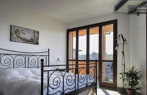 Montopoli in Val d'Arno House | Huge Space In Tuscany Countryside, Beautiful Hilltop Views, Perfect Location!