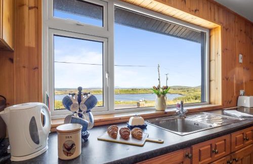 Claddaghduff House | Hughs Cottage