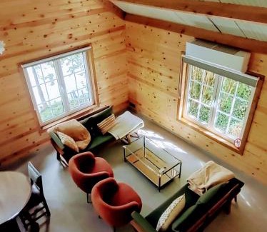 Lichtervelde Ski Chalet | Huisje aan het water