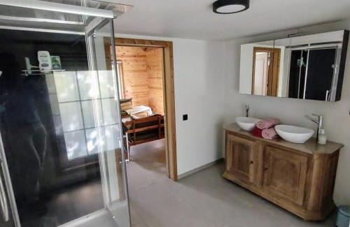 Lichtervelde Ski Chalet | Huisje aan het water
