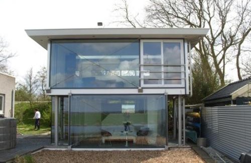 Zaandam House | Huisje aan het water, omgeving Amsterdam