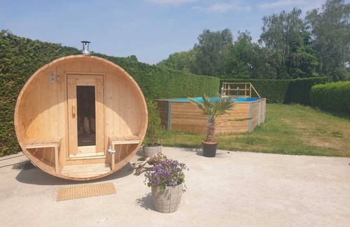 Nederasselt House | Huisje met Zwembad