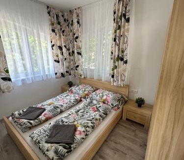 Siofok Aranypart House | Hullam Rooms Siofok