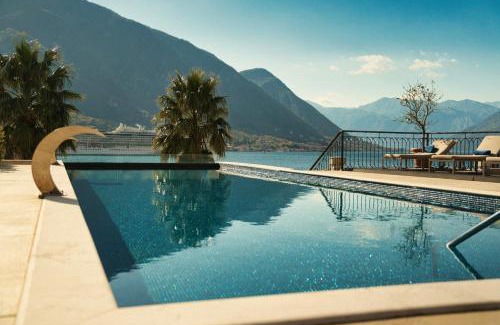 Dobrota Hotel | HUMA Kotor Bay Hotel and Villas