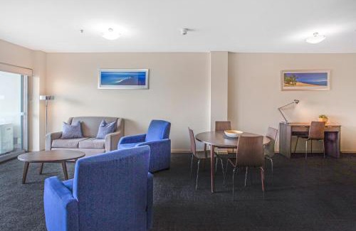 Adelaide Central Business District Apartment | Hume Serviced Apartments