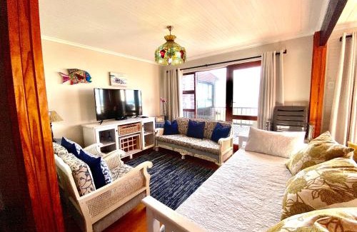 Marina Martinique Apartment | Hummingbird Chalet 23 Houtboschbaai