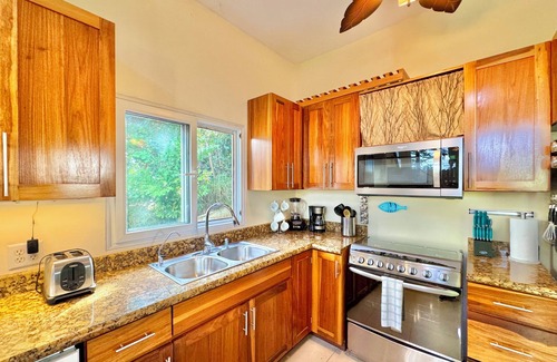 Lighthouse Estates Villa | Hummingbird Hill @ Lighthouse, West Bay