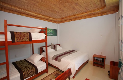 Son Trach Hotel | Hung Phat Bungalow