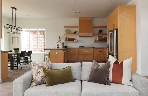 Bixby House | Hunter Haven: South Tulsa Modern Luxury