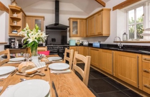 Widemouth Bay House | Hunters Lodge