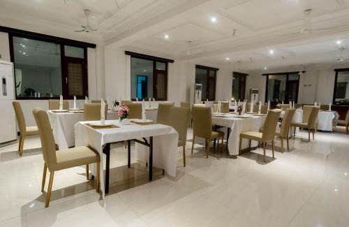 Bono East Region Hotel | Hunters Royal Hotel