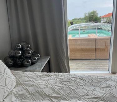 Bunkeflostrand House | Hus med pool