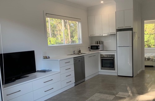 Huskisson Cottage | Huskisson Beach Box, Huskisson - Jervis Bay