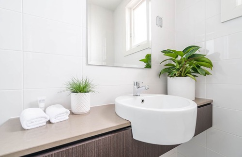 Huskisson Hotel | Huskisson Hotel