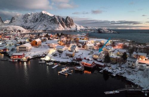 Reine Villa | Husly Reine - your home with Reinebringen view