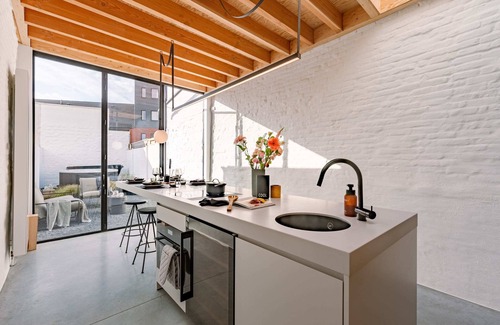 Kortrijk House | Huswell - House K located in the center of Kortrijk