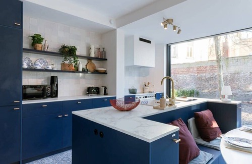 St.-Pieters-Aalst Apartment | Huswell - Luxurious apartment near the city-centre