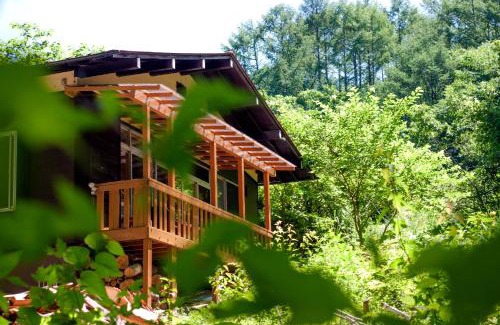 Komoro House | Hutte Lied