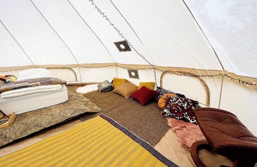 Hvolsvollur RV Rental | Hvolsvöllur Glamping 1nn