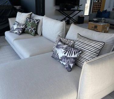 Hyams Beach House | Hyams Beach House B - Brand new lux beach oasis