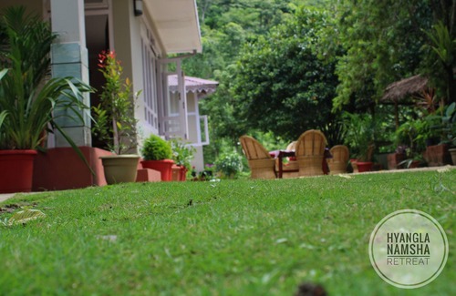 Geyzing Cottage | Hyangla Namsha Retreat- a rural homestay & farm