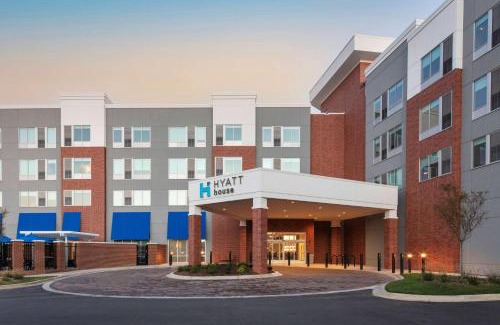 Charlotte Hotel | Hyatt House Charlotte Rea Farms