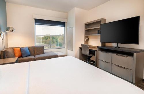 Nashville Hotel | Hyatt House Nashville Airport