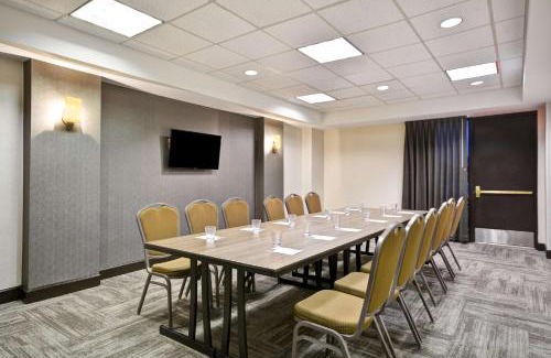 Crosswoods Hotel | Hyatt Place Columbus Worthington