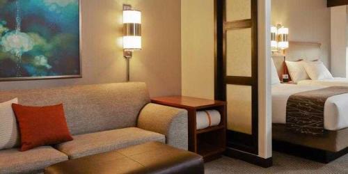 Royal Oak Hotel | Hyatt Place Detroit/Royal Oak