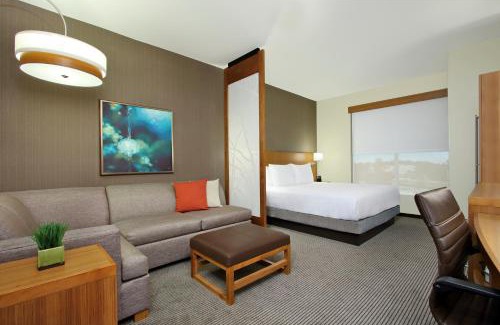 Barker Hotel | Hyatt Place Houston/Katy