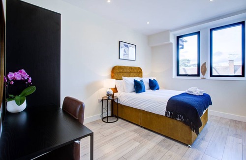 Sutton Apartment | Hybrid Resi - Sutton 1 Bed Apartment