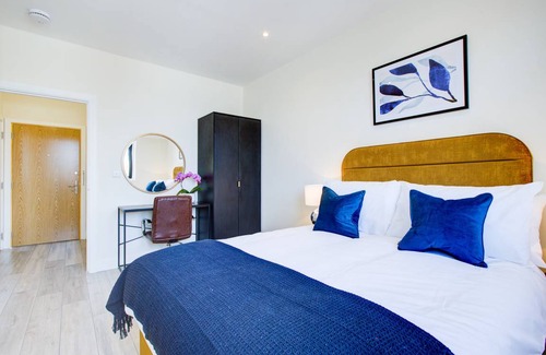 Sutton Apartment | Hybrid Resi - Sutton 1 Bed Apartment