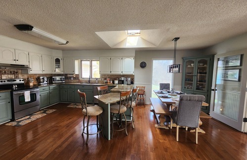 Semora House | Hyco Lake waterfront, VIR 8 miles, Casino 21 miles, Family friendly, Fire pit!