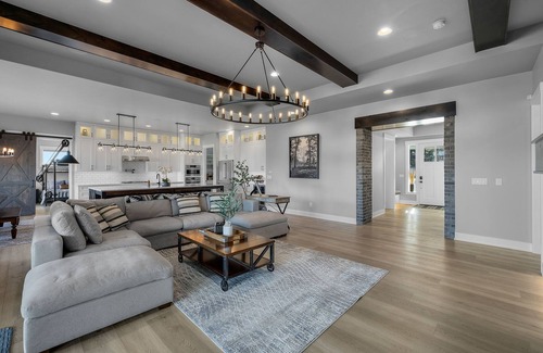 Mountain View House | Hyde House Retreat - Pickleball & Basketball