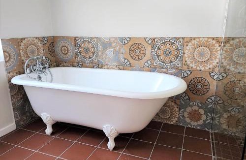 Nottingham Road House | Hydrangea Guest House
