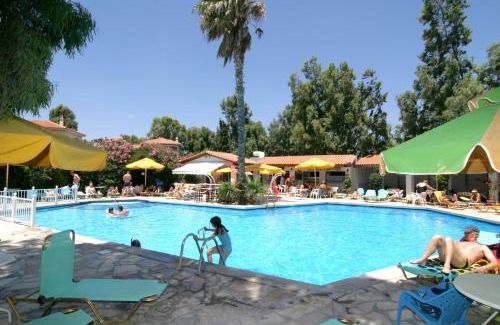Potokaki Hotel | Hydrele Beach Hotel & Village