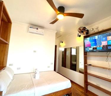 San Francisco Island Resort | Hydrogen Beach Bar and Resort