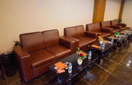 Gomti Nagar Hotel | Hyfa Continental