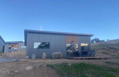 East Jindabyne House | Hygge Eco Cabins Beautiful New Cabins with Amazing Views