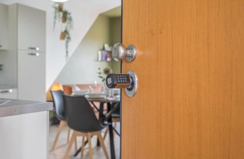 Lugana Apartment | HYGGE Family Apartment - one step away from the lake!