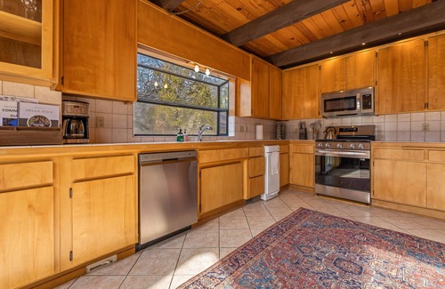 Camp Nelson Cabin | Hygge Haus Sequoia - Spacious & Secluded A-Frame Cabin with Mountain VIEWS!