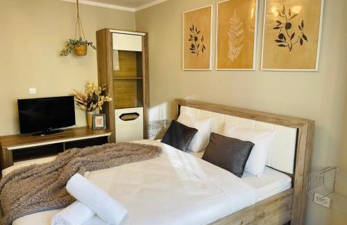 Resita Apartment | Hygge place to stay - self check in nonstop 24h-wifi