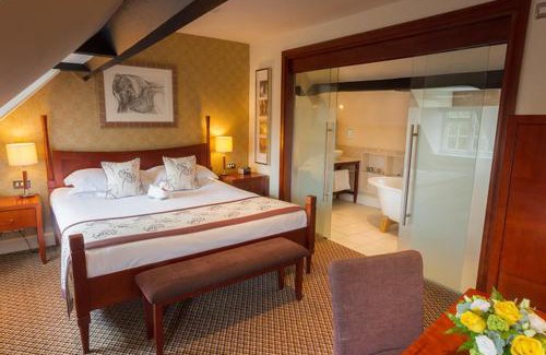 Charingworth House | Hyll Hotel