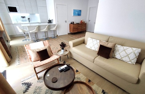 Lagos City Center Apartment | HYPERCENTER PENTHOUSE - 1 bedroom apartment @ true heart of old town