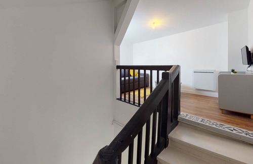 Carmes Apartment | Hypercentre Toulouse 10: cosy, air-conditioned studio apartment