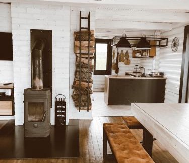 Gratiskes Villa | HYTTE - Cozy Stay For Families & Friends