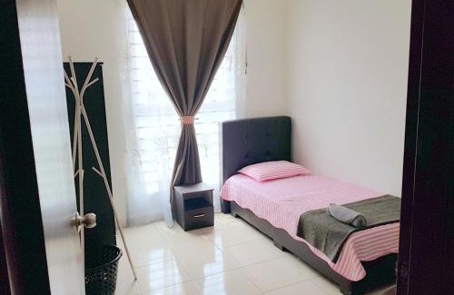 Kampung Rinching Ulu Apartment | HZ Homestay @Ascotte Boulevard